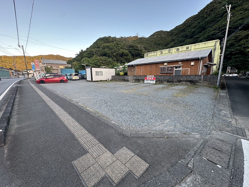 朝仁町 売地(^^)/｜土地｜奄美市名瀬朝仁町 朝仁中央バス停まで徒歩3分｜1140万円