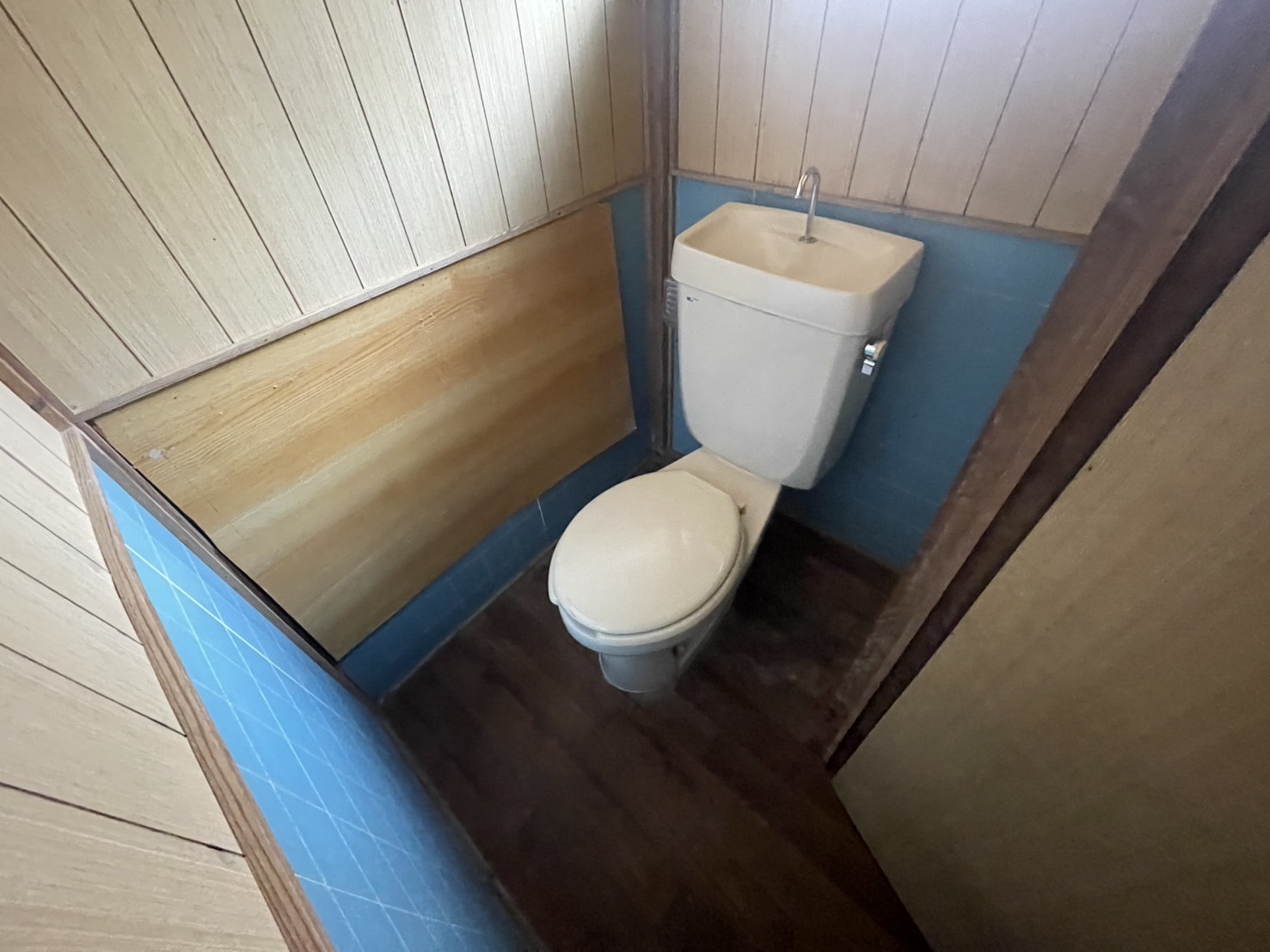 detached ܃oXylJّOzkQ